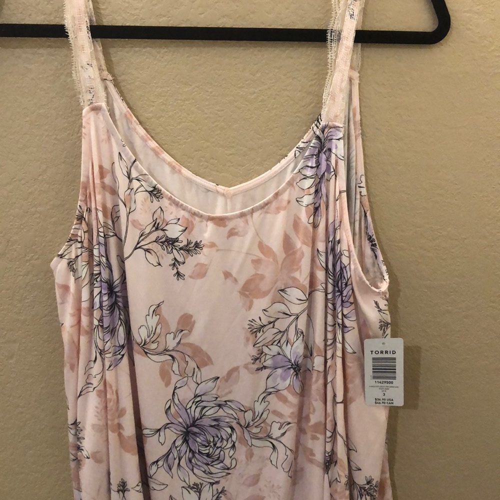 Torrid knit floral tank top with lace straps. New!